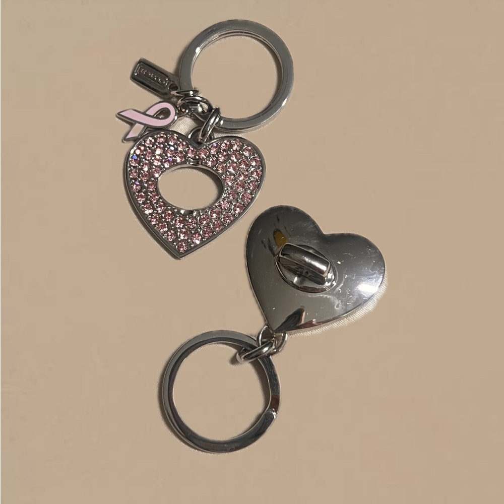 Coach Pink Heart Swarovski Turn-lock Valet Key Fob Key Chain - Picture 2 of 3